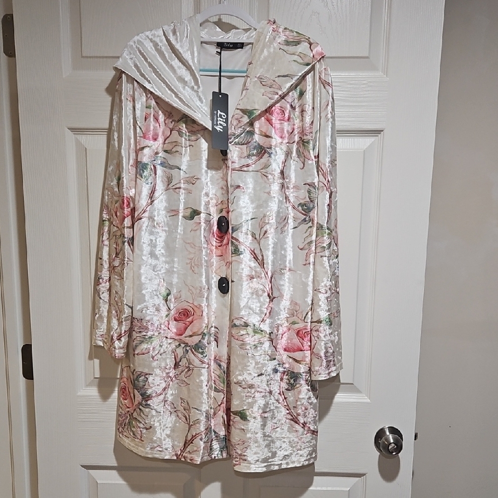 Floral Velvet Hooded Cover-up